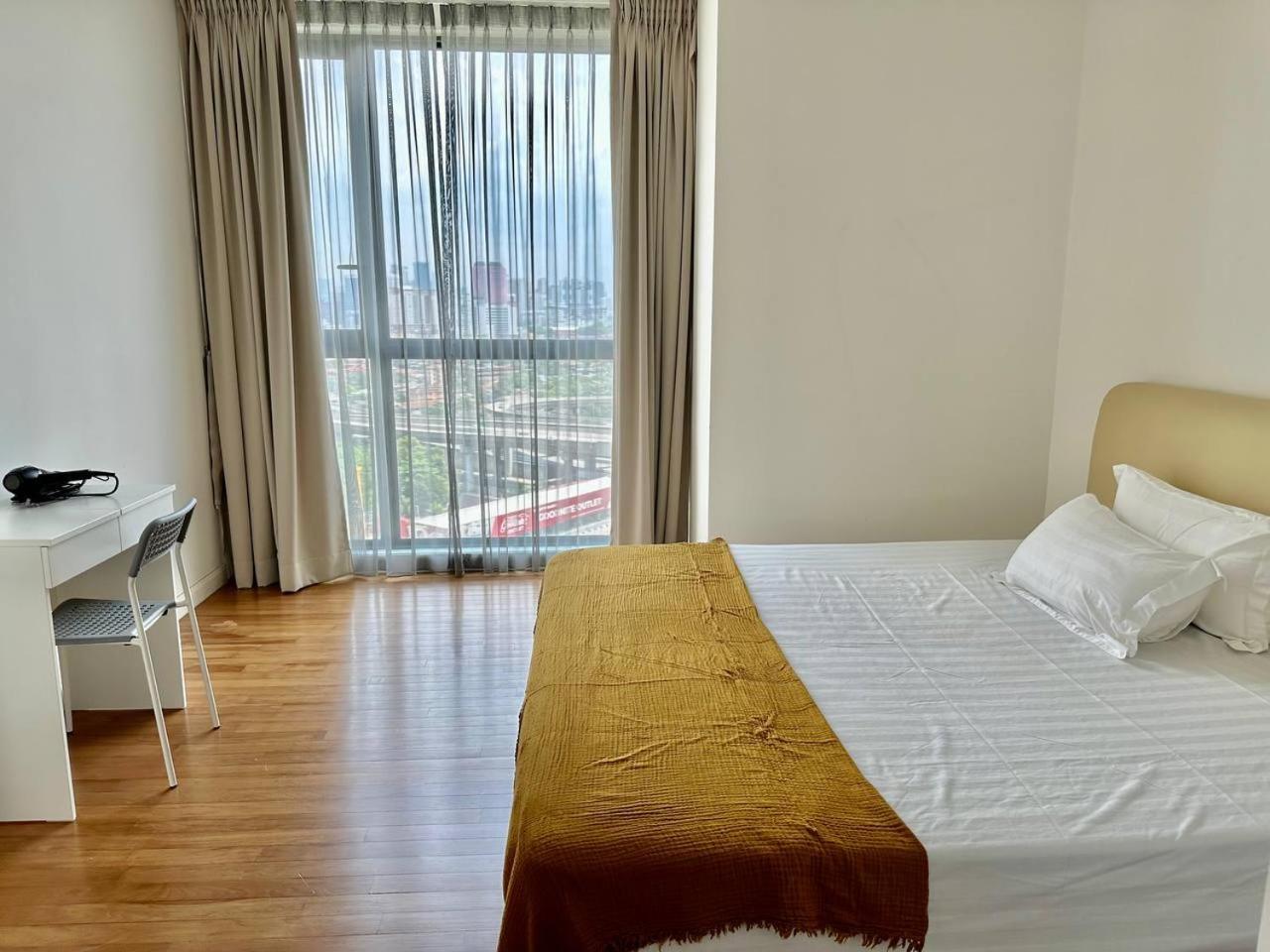Luxury Jalan Tun Razak Pangsapuri